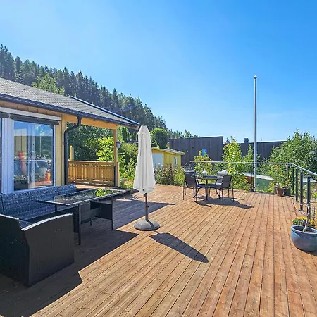 Lovely In Klokkarstua بيت للعطل *